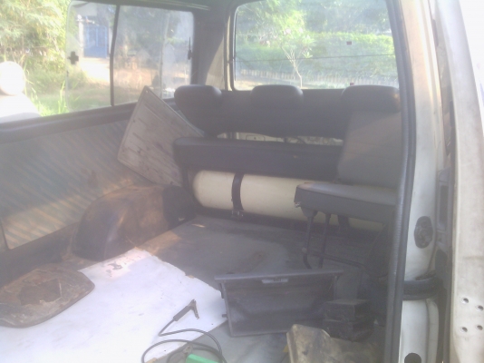 ขายตามสถาพ รถตู้ toyota hiace ปี36 หัวจรวด หลังคาต่ำ เครื่อง 6สูบ แก็สNGV+น้ำมัน  เครี่ิอง 1G