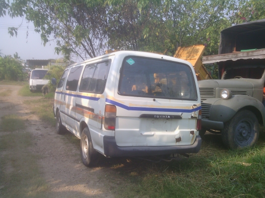 ขายตามสถาพ รถตู้ toyota hiace ปี36 หัวจรวด หลังคาต่ำ เครื่อง 6สูบ แก็สNGV+น้ำมัน  เครี่ิอง 1G