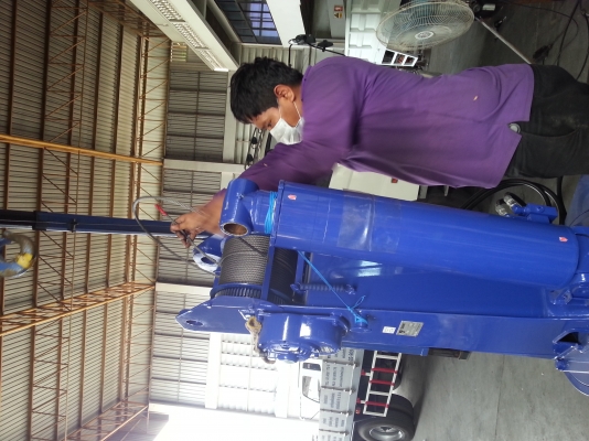 บริษัท หลุยส์เครน ทรัค เซอร์วิส บริษัท หลุยส์เครน ทรัค เซอร์วิส