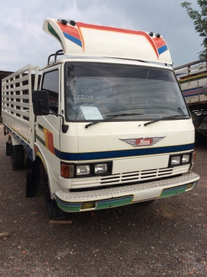 ขายHINO KM777 รถห้างแท้ เครื่องดี ครัทซีสวย ขาย370,000 บาท