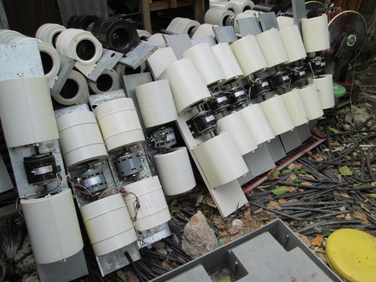 มาอีกแล้วพัดลมแอร์    สภาพสวยๆ    แข็งแรง     ทนทาน  ใช้ดีมาก