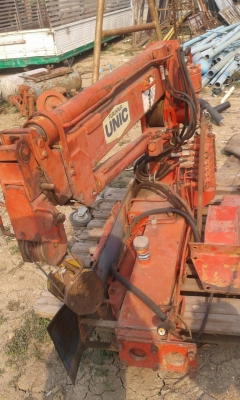 ขายเครนยูนิค 1 ตัน ราคาถูก