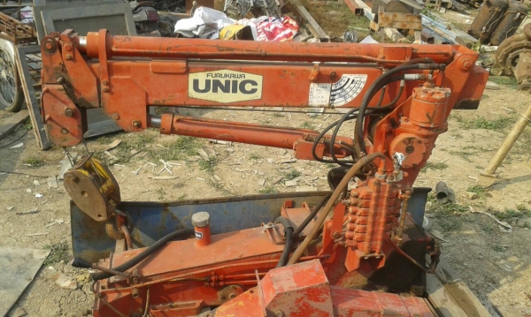 ขายเครนยูนิค 1 ตัน ราคาถูก