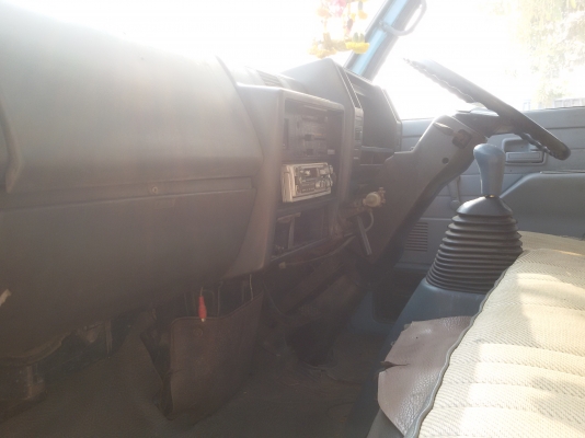 (ร้านรุ่งโรจน์ 082-1057078)ขาย 6ล้อ isuzu NKR110 ( ขายให้ลูกค้าคณะหมอลำจีรพรรณ รุ่งอีสานรับรถกลับบ้านเรียบร้อยแล้ว) เครื่องแน่นมาก นิ่ม ช่วงล่างดี แชสซีงามๆทั้งเส้น ไม่มีผุ ไม่มีดาม รถวิ่งดี ขับดี ซื้อไปใช้งานได้เลยคับ เอกสารเ (ร้านรุ่งโรจน์ 082-1057078)ขาย 6ล้อ isuzu NKR110 ( ขายให้ลูกค้าคณะหมอลำจีรพรรณ รุ่งอีสานรับรถกลับบ้านเรียบร้อยแล้ว) เครื่องแน่นมาก นิ่ม ช่วงล่างดี แชสซีงามๆทั้งเส้น ไม่มีผุ ไม่มีดาม รถวิ่งดี ขับดี ซื้อไปใช้งานได้เลยคับ เอกสารเ