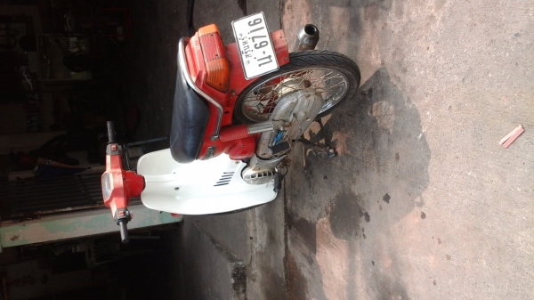 ขายsuzuki  rc ราคา4000 บาท ไม่มีเล่ม เครื่องดี ขี่ได้ปรกติ