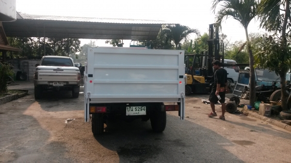 ขายรถนิสสัน4ล้อ ไม่ติดเวลากระบะท้ายลิ๊ฟ เครื่องติดแก๊ส ทะเบียนไม่ขาดพร้อมใช้งานครับ ยางใหม่แอร์เย็นเจี้ยวเพาเวอร์ ขาย 185000 บาท