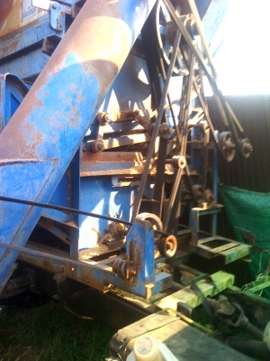 ขายรถสีข้าวไทเส็งพร้อมใช้งาน75000บาท