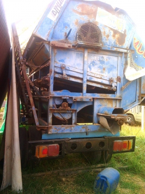 ขายรถสีข้าวไทเส็งพร้อมใช้งาน75000บาท