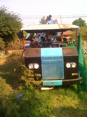 ขายรถสีข้าวไทเส็งพร้อมใช้งาน75000บาท