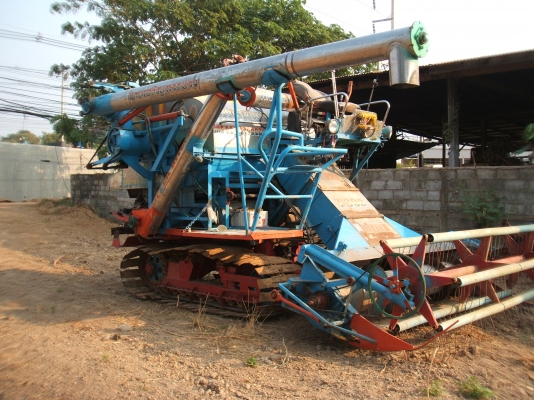 ขายรถเกี่ยวข้าว อุ้ม 2.5 ตัน เครื่องยนต์ JO8C ตัวเดิน 12 HP ปั้มไดกิ้นส์ เบอร์ 22 โซ่ใหม่ 1 ข้าง รอลเลอร์ใหม่ 1 ข้าง ขายรถเกี่ยวข้าว อุ้ม 2.5 ตัน เครื่องยนต์ JO8C ตัวเดิน 12 HP ปั้มไดกิ้นส์ เบอร์ 22 โซ่ใหม่ 1 ข้าง รอลเลอร์ใหม่ 1 ข้าง