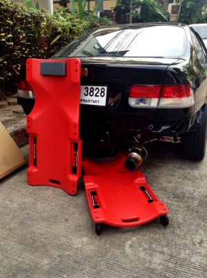 ขายที่รองซ่อมใต้ท้องรถ