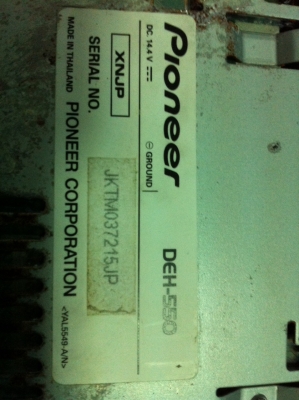 Pioneer DEH-550 CD MP3 USB IPOD มือ2 ญี่ปุ่น Pioneer DEH-550 CD MP3 USB IPOD มือ2 ญี่ปุ่น
