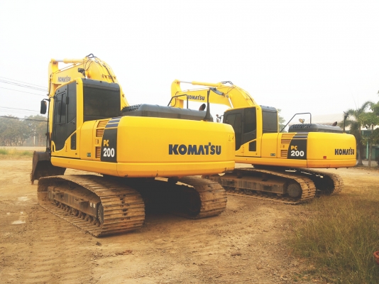 ขายKOMATSU  PC200-8