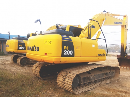 ขายKOMATSU  PC200-8