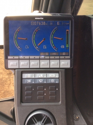 ขายKOMATSU  PC200-8