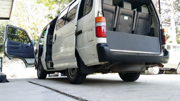 รถตู้ ไฮเอท หัวจรวด ปี02 เบนซินพร้อม NGV