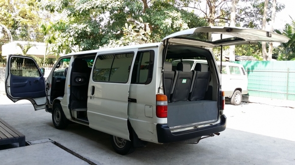 รถตู้ ไฮเอท หัวจรวด ปี02 เบนซินพร้อม NGV