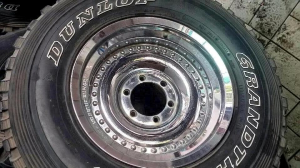 ยางMud 265 75 r16 +แม็กลายตัน RAYS Engineering 16x8ET-0สวยๆ