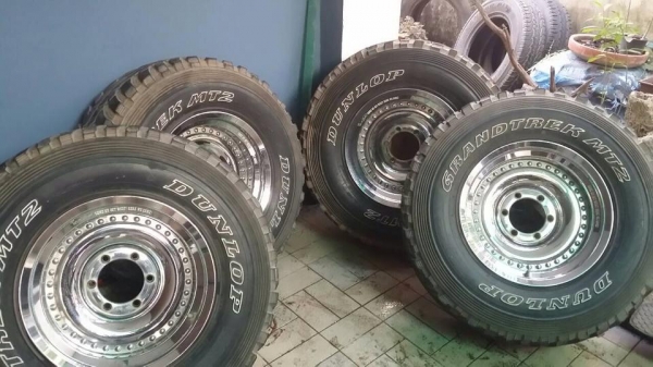 ยางMud 265 75 r16 +แม็กลายตัน RAYS Engineering 16x8ET-0สวยๆ