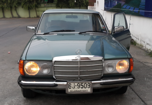 ขายเบนซ์ w123 ราคา 84,000 บาท ติดต่อ คุณเอ๋ 092-6356419