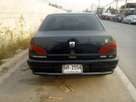 ขายรถเก๋ง สภาพดี ราคาถูก ติดแก๊สประหยัด ใช้ได้สองระบบ ถูกๆ ใช้งานคุ้มครับ