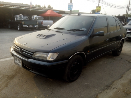 ขายรถเก๋ง สภาพดี ราคาถูก ติดแก๊สประหยัด ใช้ได้สองระบบ ถูกๆ ใช้งานคุ้มครับ