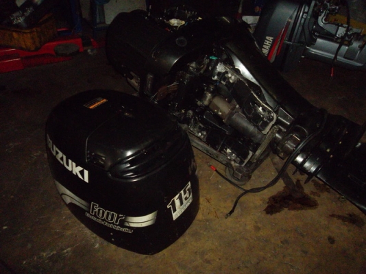 suzuki 115 hp fourstroke ไม่มีกล่อง-ไดสตาร์ท