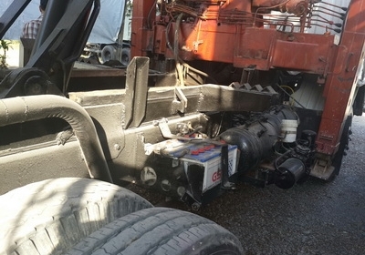 ขาย F18 สองเพลาดั้มพ์ติดเครน 4.5 t 3 ปลอก โทร 088-4501277 ขาย F18 สองเพลาดั้มพ์ติดเครน 4.5 t 3 ปลอก โทร 088-4501277