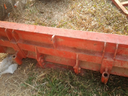 ขายตามสภาพดันหน้าติดกับรถไถ24แรงคูโบต้าสภาพสวย