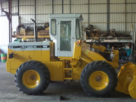 515-2-12154รถตักKOMATSUตอนนี้รถจอดที่(CSนวนคร)ครับ 515-2-12154รถตักKOMATSUตอนนี้รถจอดที่(CSนวนคร)ครับ