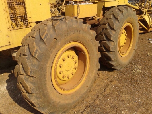 ขายรถเกรด CAT 12G 61M3273 สภาพพร้อมใช้งาน เอกสารเล่มทะเบียน