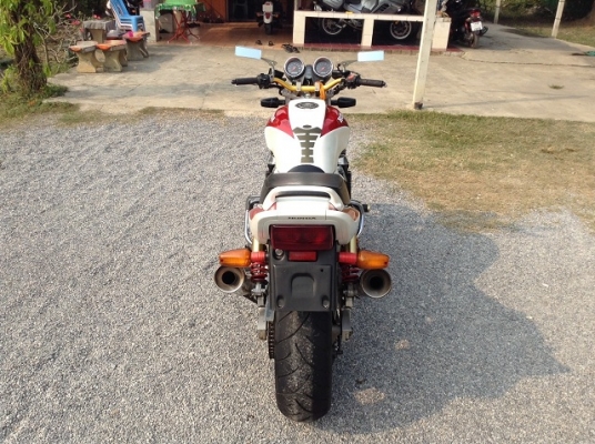 ธารนนทบุรี//ขาย honda cb1300 ปี99 สวยๆ เครื่องสมบูรณ์ ระบบไฟสมบูรณ์ทุกจุด เอกสารอินวอยท์+สรรพสารมิตรแท้ ราคา115,000 บาท ธารนนทบุรี//ขาย honda cb1300 ปี99 สวยๆ เครื่องสมบูรณ์ ระบบไฟสมบูรณ์ทุกจุด เอกสารอินวอยท์+สรรพสารมิตรแท้ ราคา115,000 บาท