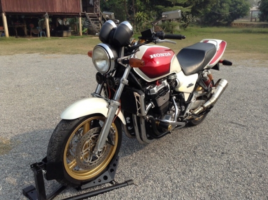 ธารนนทบุรี//ขาย honda cb1300 ปี99 สวยๆ เครื่องสมบูรณ์ ระบบไฟสมบูรณ์ทุกจุด เอกสารอินวอยท์+สรรพสารมิตรแท้ ราคา115,000 บาท