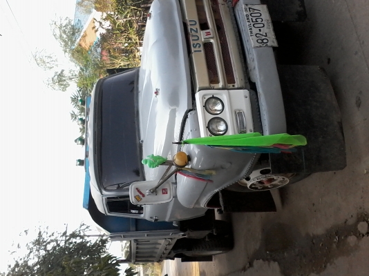 ขายด่วนรถดั้มหกล้อหัวยาว เครื่อง Eh7oo เกียร์ HO เฟืองท้าย 200 คัสซีสวย