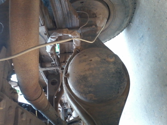 ขายด่วนรถดั้มหกล้อหัวยาว เครื่อง Eh7oo เกียร์ HO เฟืองท้าย 200 คัสซีสวย