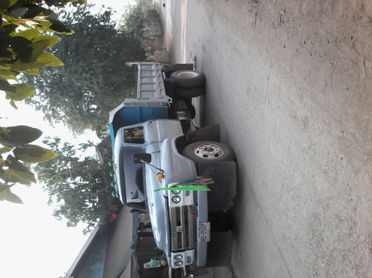 ขายด่วนรถดั้มหกล้อหัวยาว เครื่อง Eh7oo เกียร์ HO เฟืองท้าย 200 คัสซีสวย