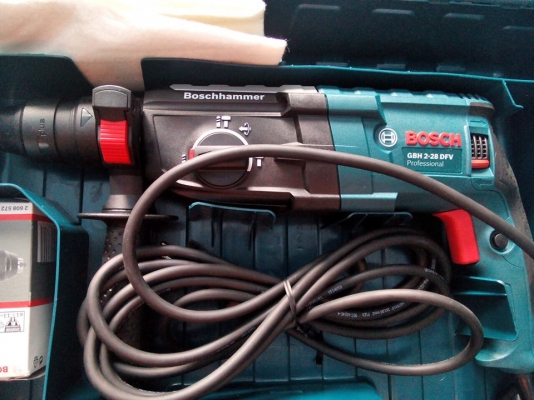 ขายสว่าน 3ระบบ BOSCH 2-28DFV มือสองสภาพสวยครับ ขายสว่าน 3ระบบ BOSCH 2-28DFV มือสองสภาพสวยครับ