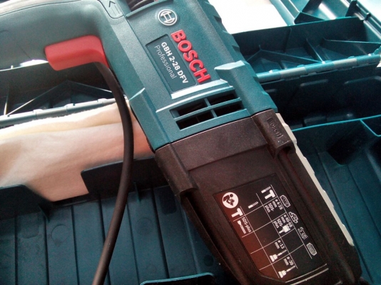 ขายสว่าน 3ระบบ BOSCH 2-28DFV มือสองสภาพสวยครับ