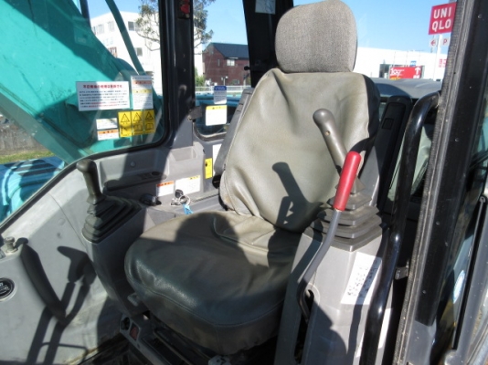 รถขุด Kobelco SK200-6ES #YN10-41322 Piping CAB A/C G Shoe สนใจโทร. 080-6565422 (หนิง)