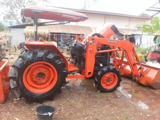 เพชรรุ่งเรืองจัดให้ครับ L4508DI รถสวยสด พร้อมตักเกษตร 700ชม.เอกสารพร้อมโอน