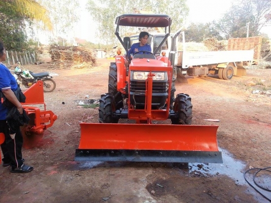 เพชรรุ่งเรืองจัดให้ครับ L4508DI รถสวยสด 1700ชม.เอกสารพร้อมโอน