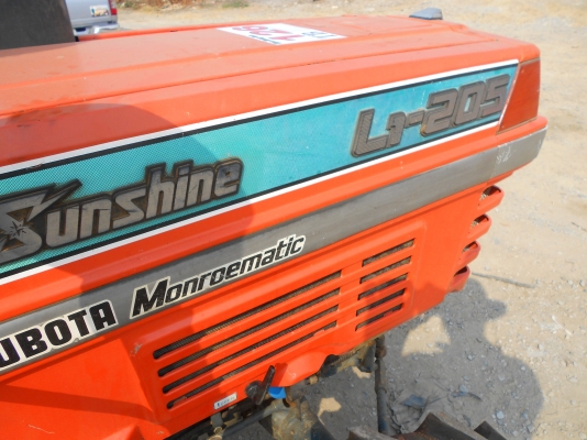 Kubota L1-205 4WD  เก่าไทย พร้อมใช้