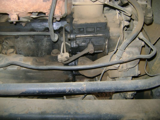 หางรถเกี่ยว KT 927  2 เพลา เครื่อง 220 แรง ราคา 610,000  บาท