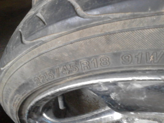 แม๊กขอบ 18 ขนาด 5 รู 114   ชุด 4 ล้อ Tel.081-427-3941