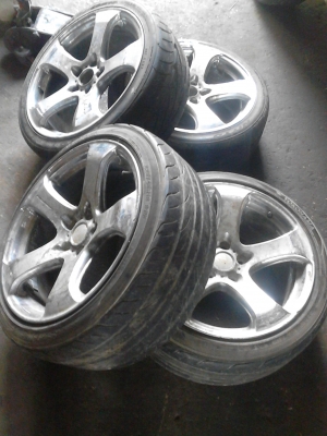 แม๊กขอบ 18 ขนาด 5 รู 114   ชุด 4 ล้อ Tel.081-427-3941