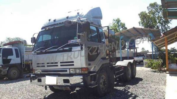 รถบรรทุก หัวลาก ยี่ห้อ NISSAN ปีจดทะเบียน 2539  225 แรงม้า