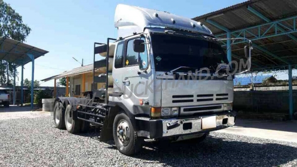 รถบรรทุก หัวลาก ยี่ห้อ NISSAN ปีจดทะเบียน 2539  225 แรงม้า