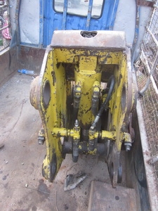 ขาย- อุปกรณ์ อะไหล่ ตัวหนีบไม้ คีบไม้ HS 500N สำหรับ รถขุด แบคโฮ PC 200 มือสองเก่าญี่ปุ่น ราคาพิเศษ ครับ