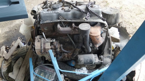 เครื่อง4BD1พร้อมเกียร์....มีหน้าเล่มพรัอม สภาพดีพร้อมใช้ ขาย43000.