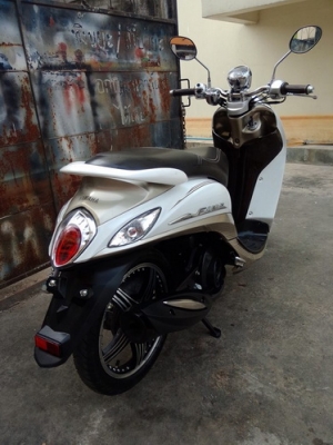 New Fino FI Premium (Classic) ล้อแม็ก VIP เครื่องดีประหยัดน้ำมันครับ